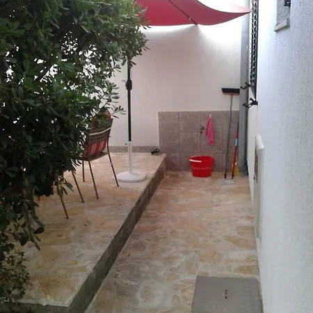 Milka Apartman Petrčane