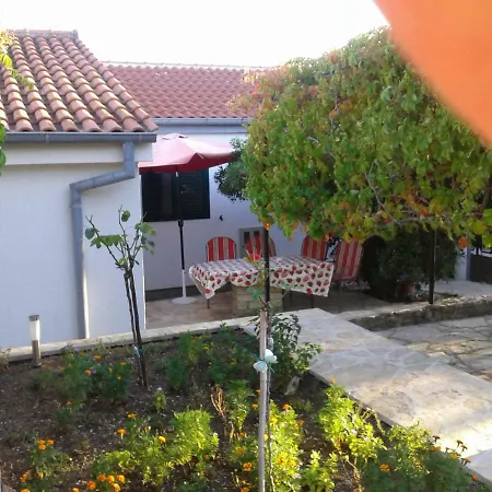 Apartman Milka Petrčane