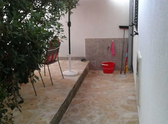 Milka Apartment Petrčane